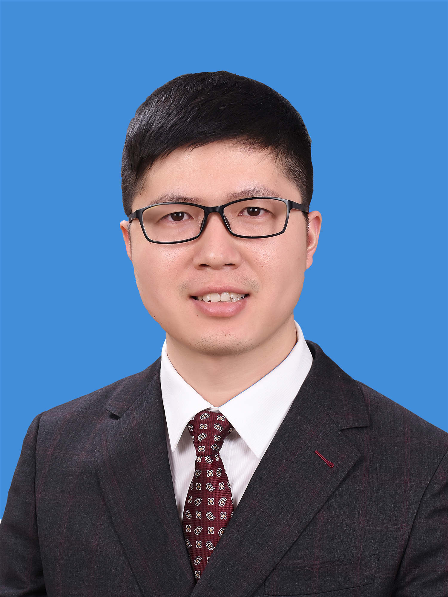 殷翔.jpg